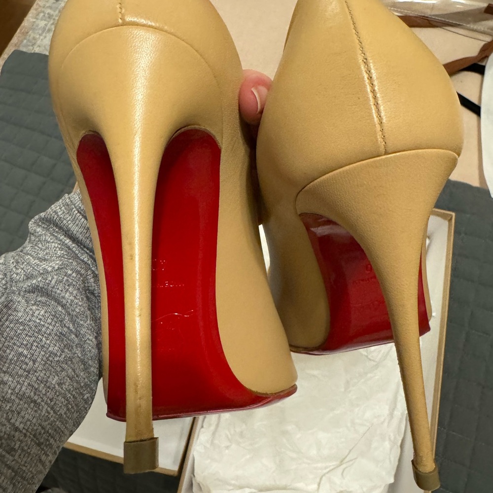 Christian Louboutin Breche Napa Pumps - Picture 10 of 13
